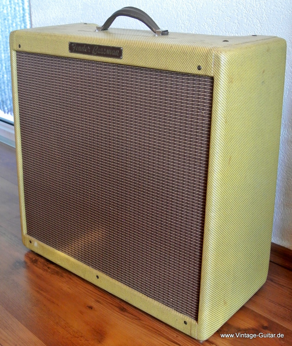 Fender-Bassman-1957-tweed-recovered-002.jpg