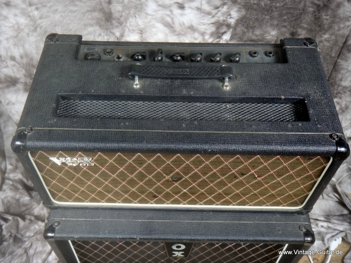 Vox-AC-50-top-and-cabinet-002.JPG
