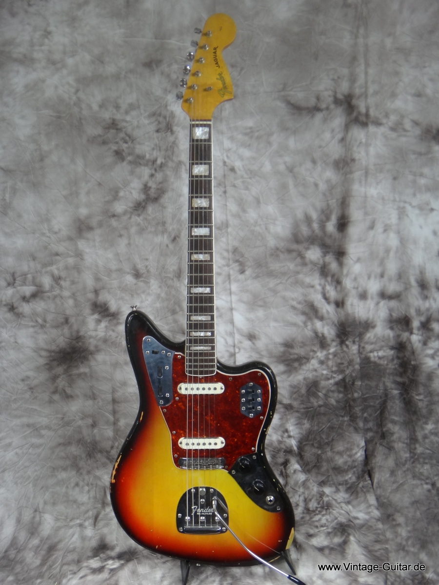 Fender-Jaguar-1966-sunburst-001.JPG