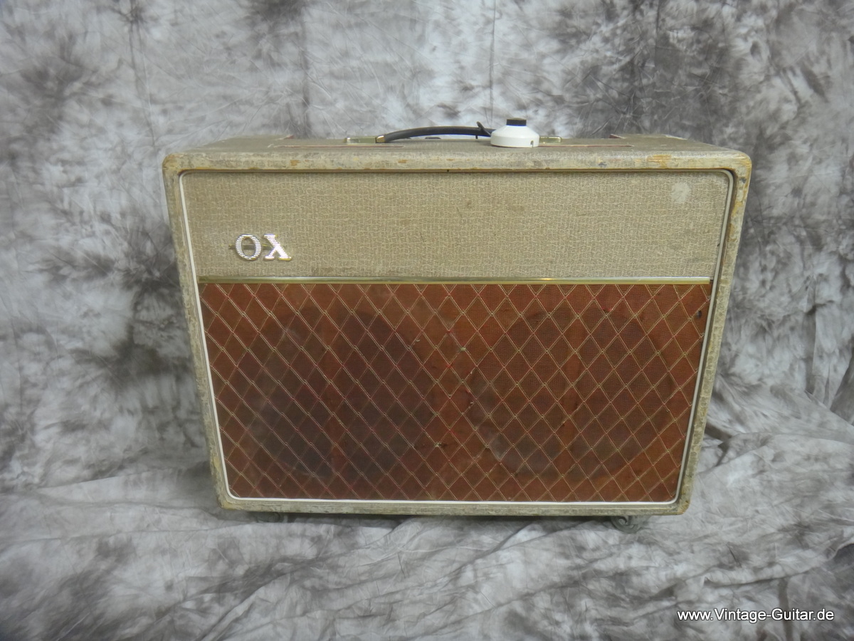 Vox_AC-30_1962-blonde-001.JPG