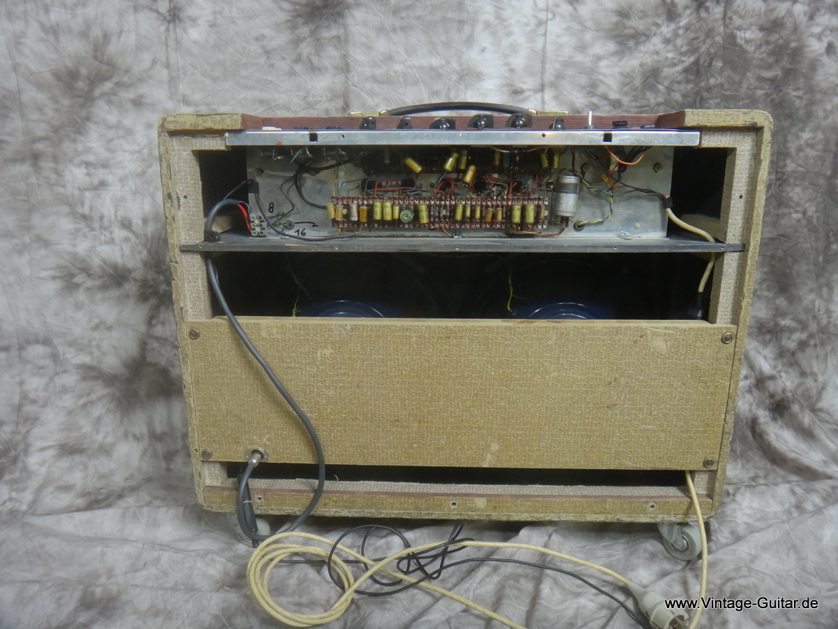 Vox_AC-30_1962-blonde-004.JPG