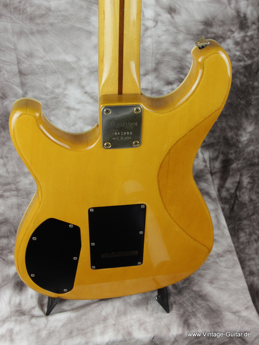 Ibanez-Roadstar-Model-1300-1984-natural-006.jpg