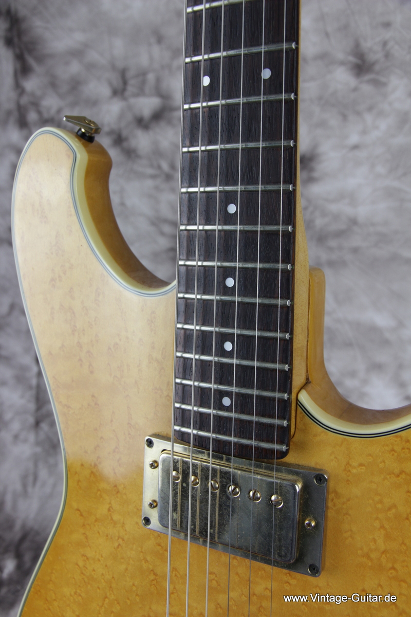 Ibanez-Roadstar-Model-1300-1984-natural-010.jpg