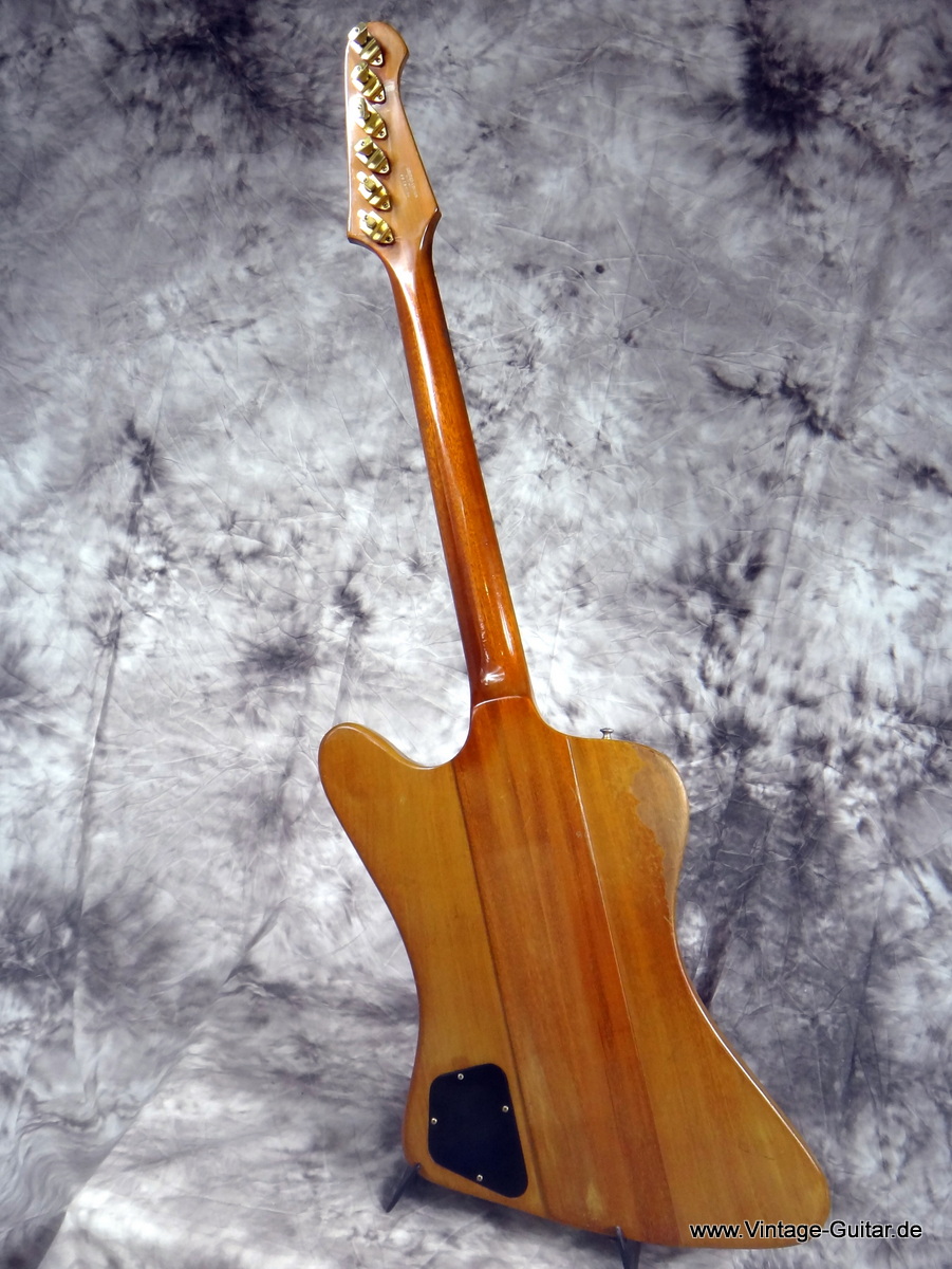 Gibson-Firebird-1976-Limited-Edition-003.JPG