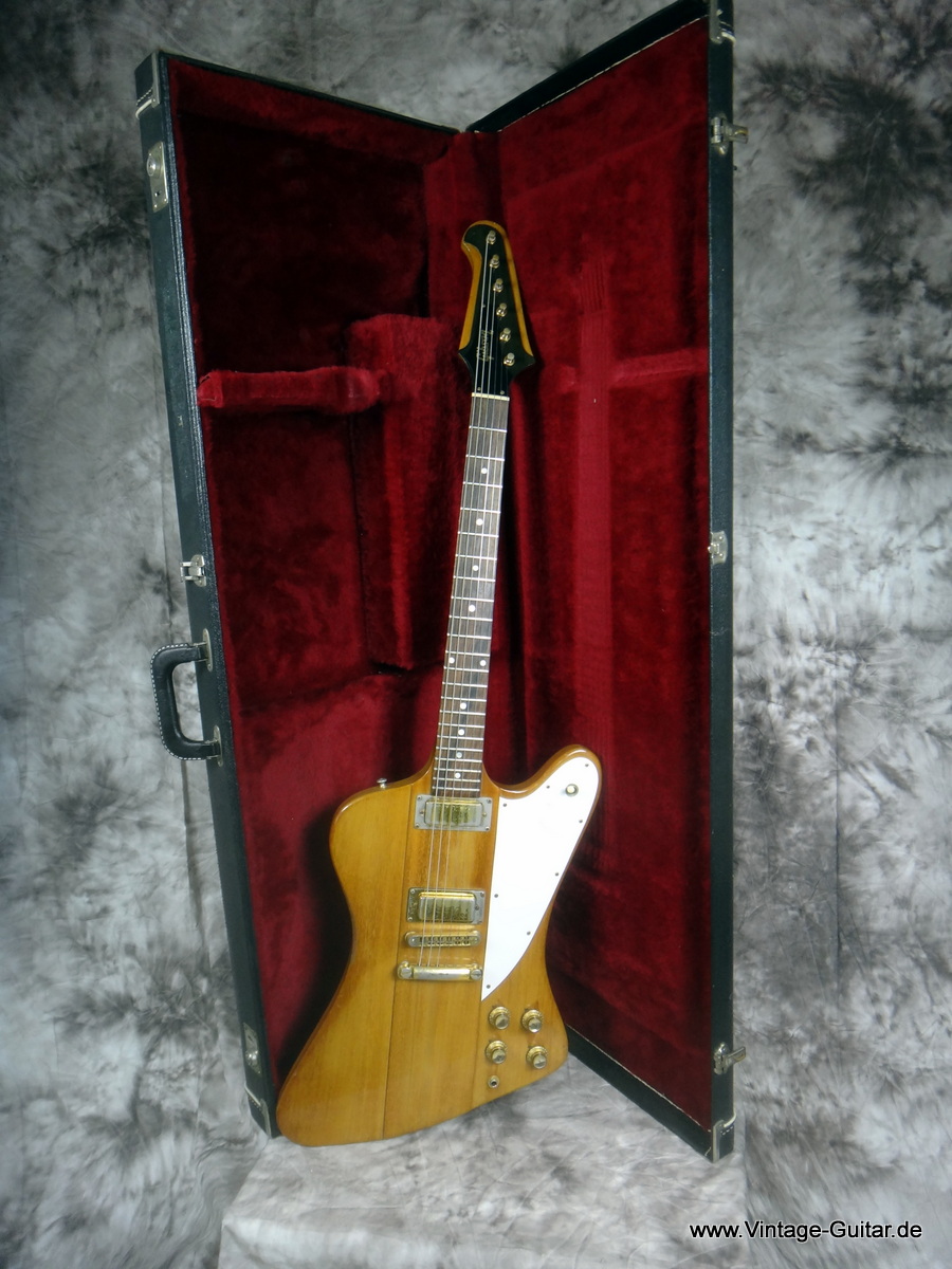 Gibson-Firebird-1976-Limited-Edition-012.JPG