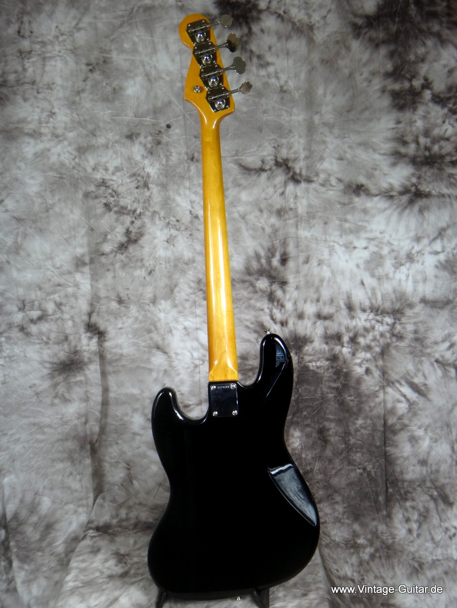 Fender-Jazzbass-1962-Reissue-black-005.JPG
