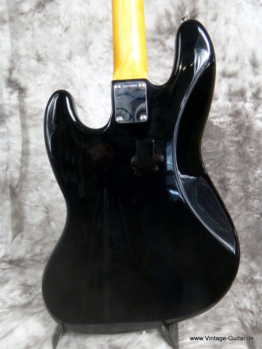 Fender-Jazzbass-1962-Reissue-black-006.JPG