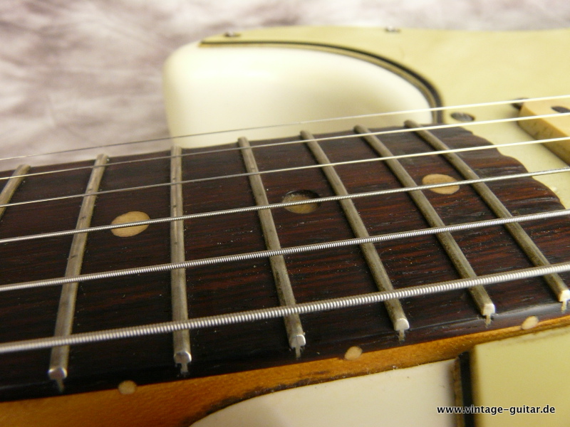 Fender-Stratocaster_1964_plympic-white-refinish-021.jpg