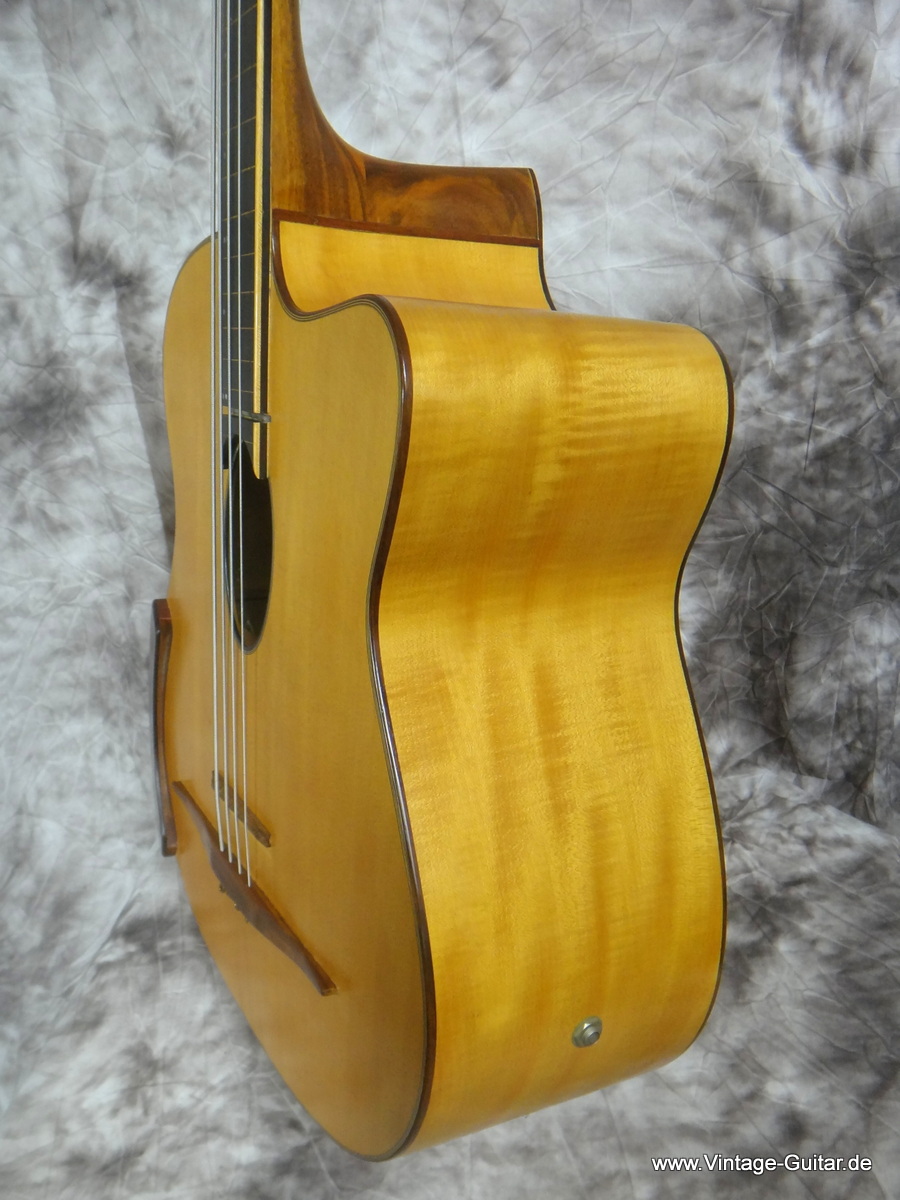 Akustibass-Klaus-Roeder-fretless-004.JPG