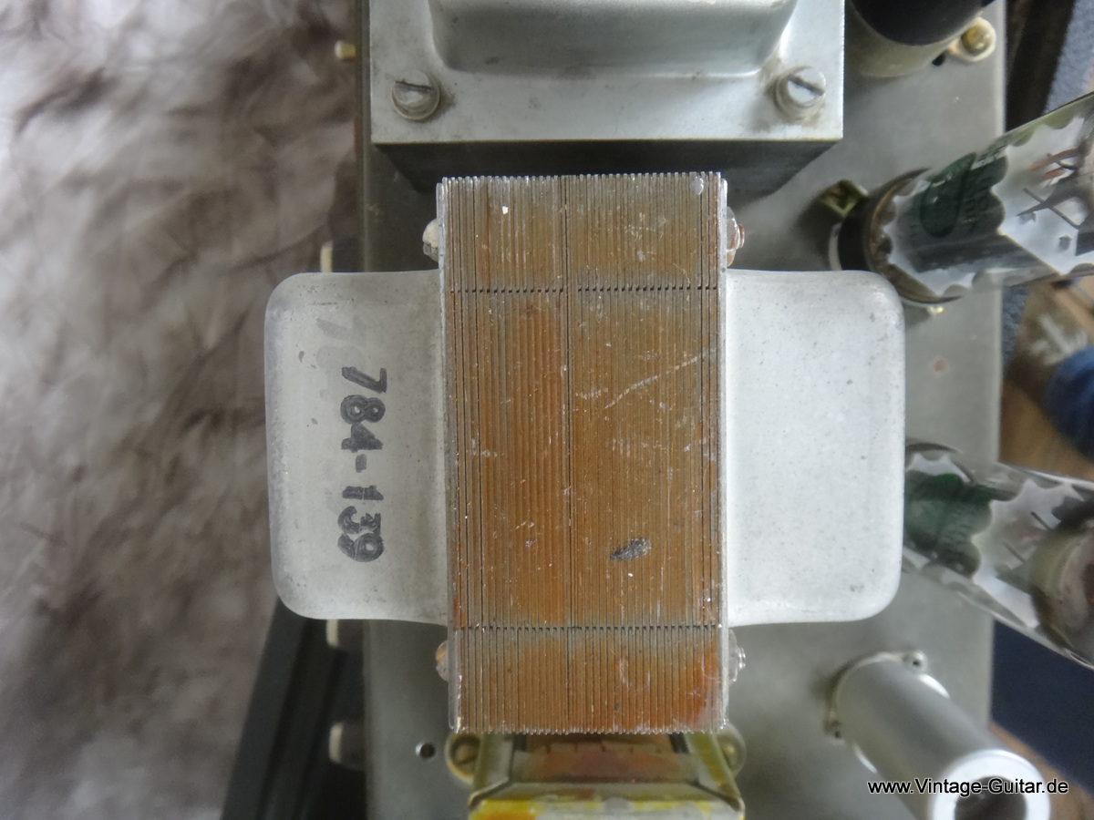 Marshall-JTM-Plexi-1986-50-watts-013.JPG