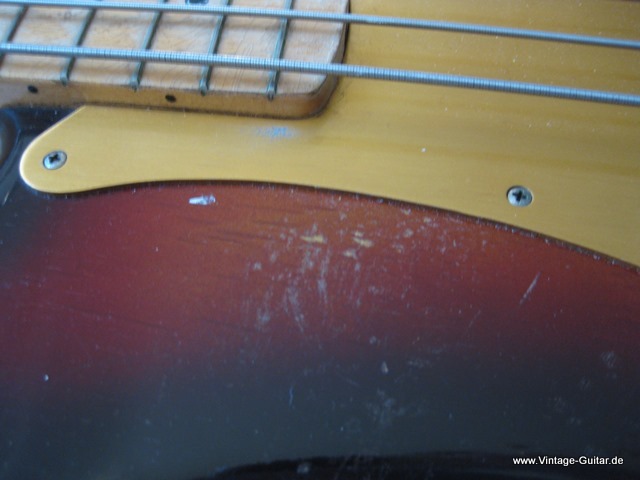 Fender-Precision-Bass-1958-1959-012.jpg