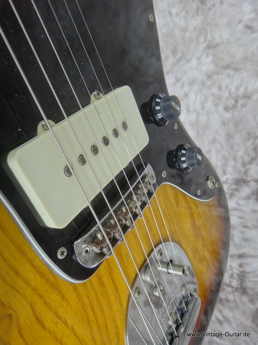Fender-Jazzmaster-1977_sunburst-008.JPG