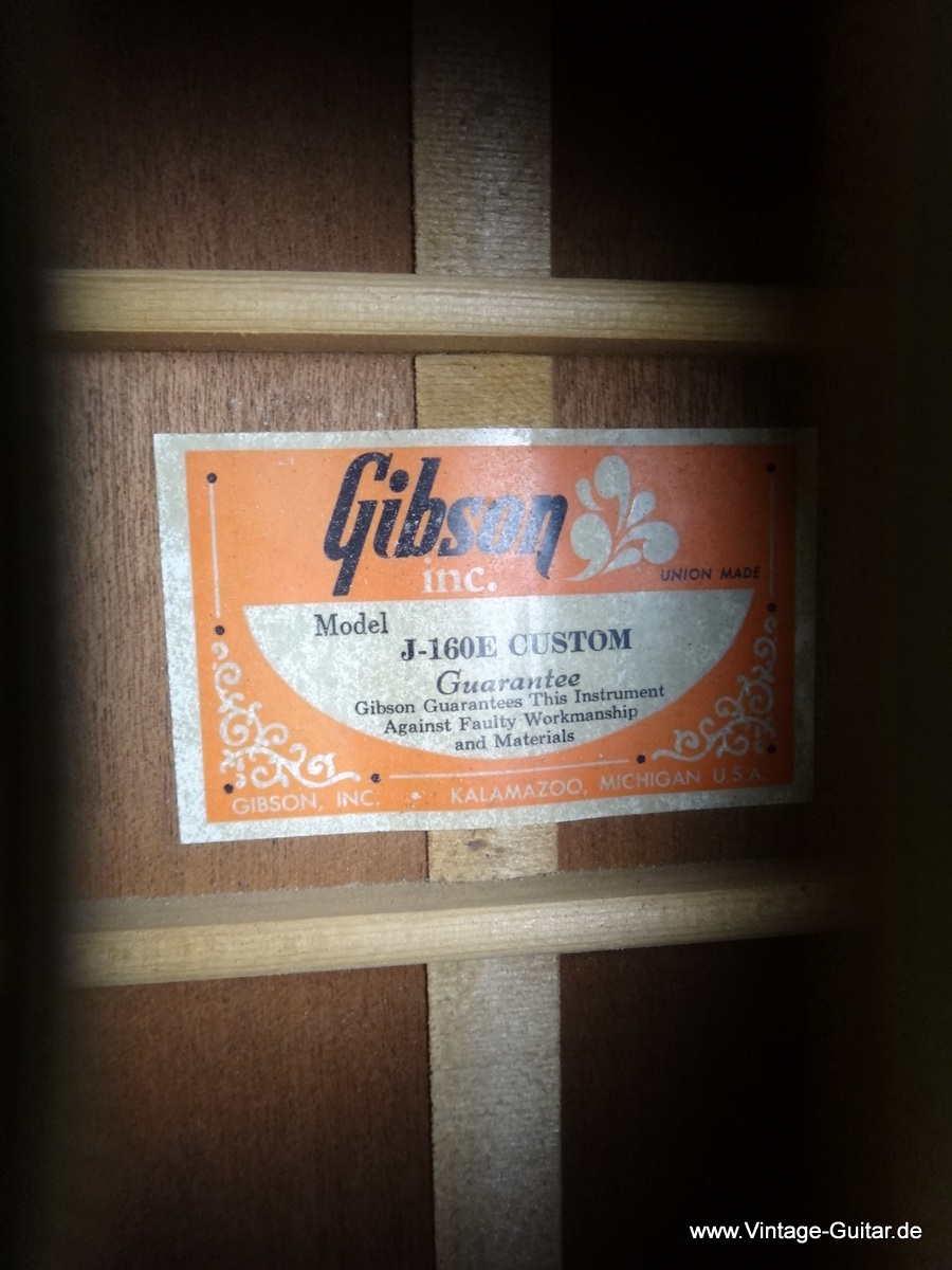 Gibson-J160E-Beatles-sunburst-010.JPG