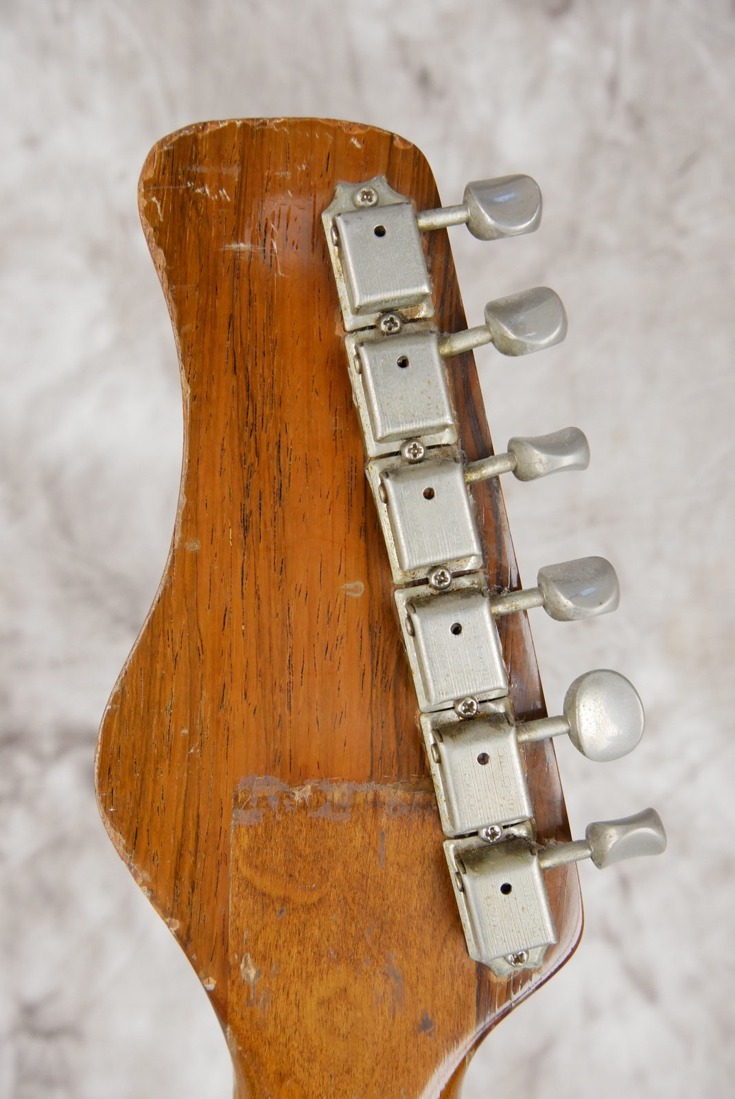 img/vintage/161/Coral_Sitar_wine_red_USA_1968-010.JPG