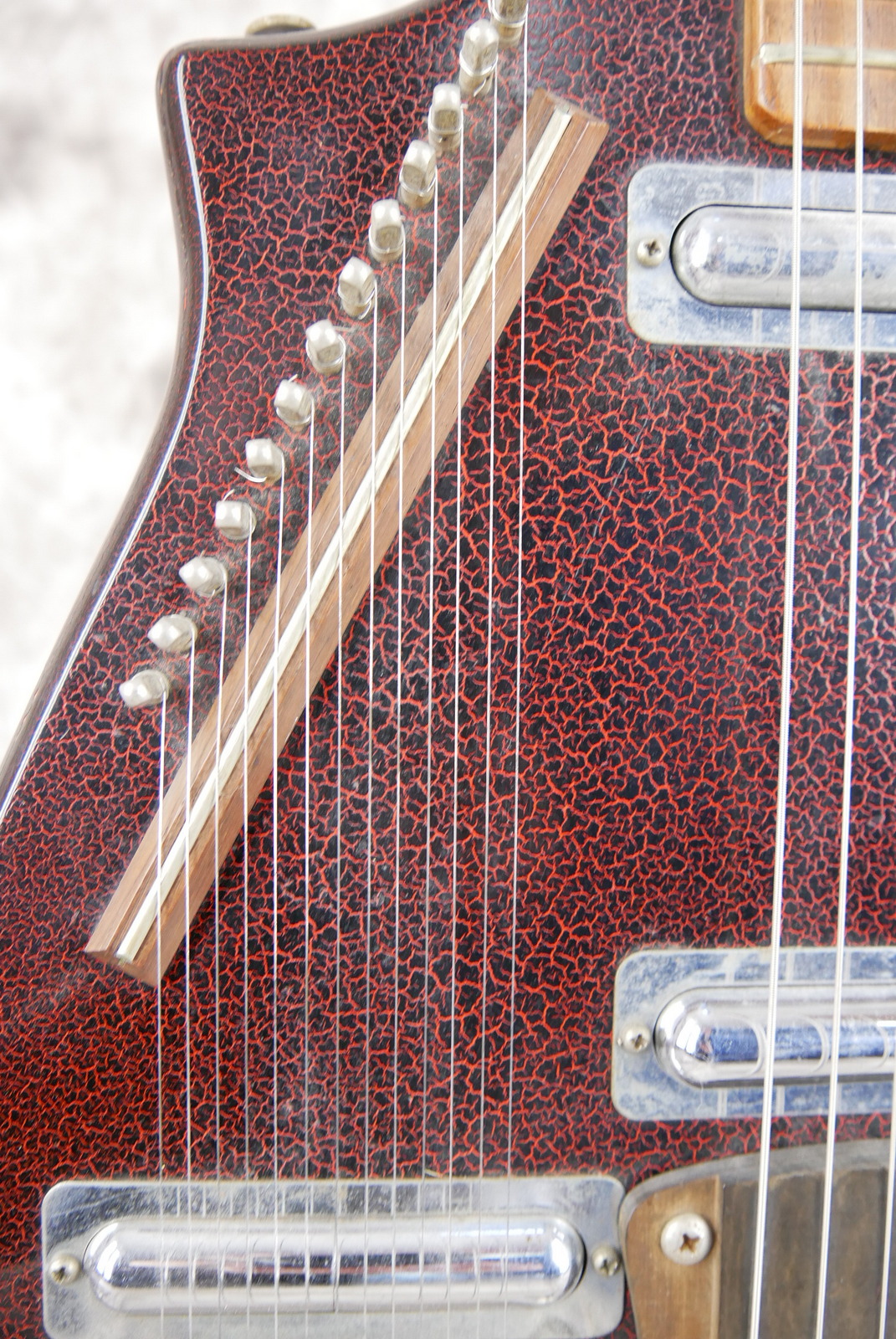 img/vintage/161/Coral_Sitar_wine_red_USA_1968-014.JPG