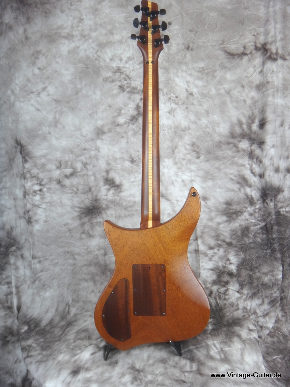 Stratmann-Guitar-002.JPG
