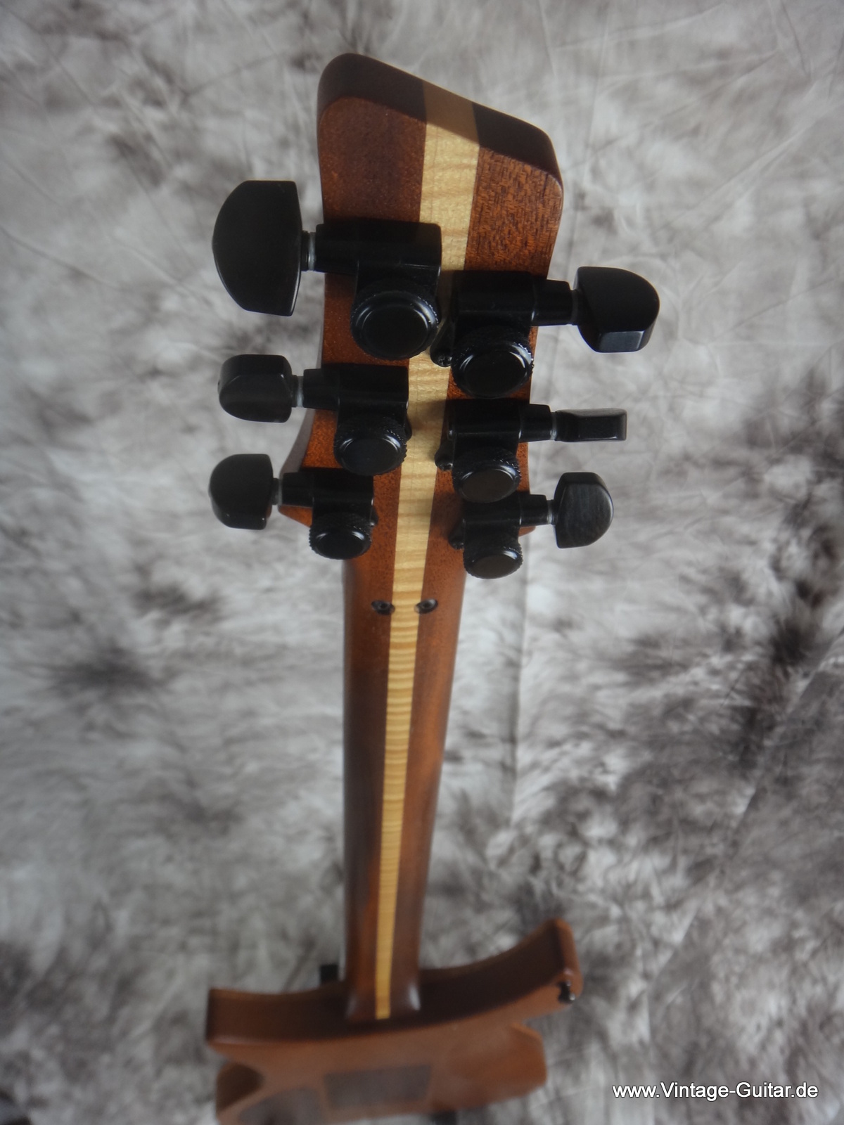 Stratmann-Guitar-008.JPG
