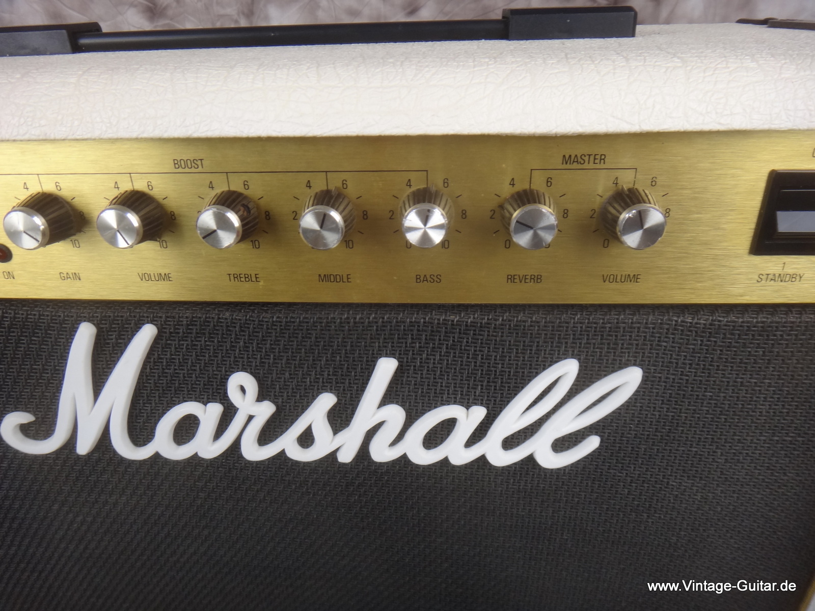 Marshall-Combo-JV-800-white-4210-004.JPG