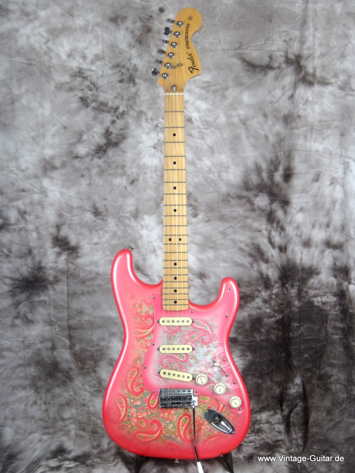 Fender stratocaster flower hotsell