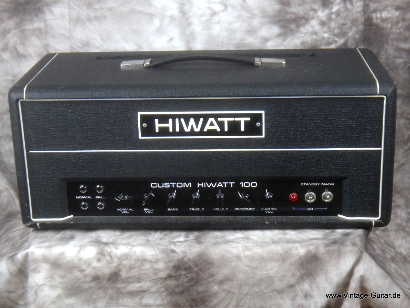 Hiwatt-Custom-100-Top-1975-DR-103-001.JPG