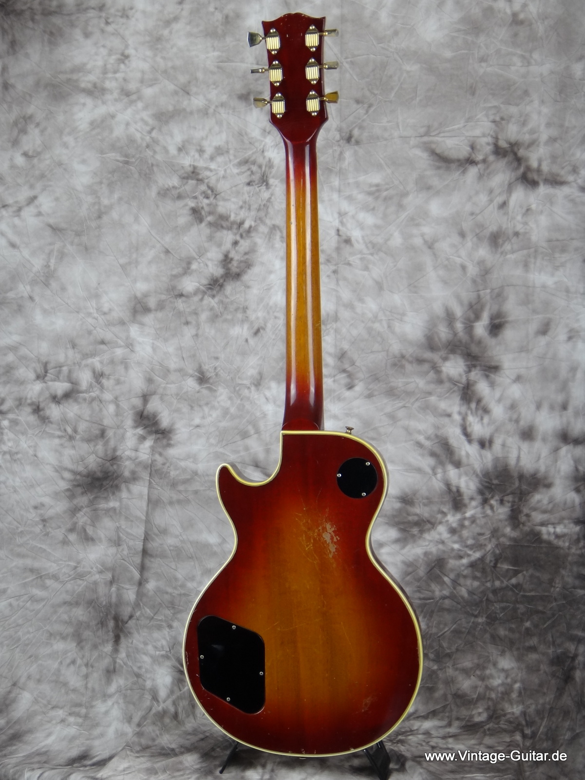 Gibson-Les-Paul-Custom-sunburst-1971-003.JPG