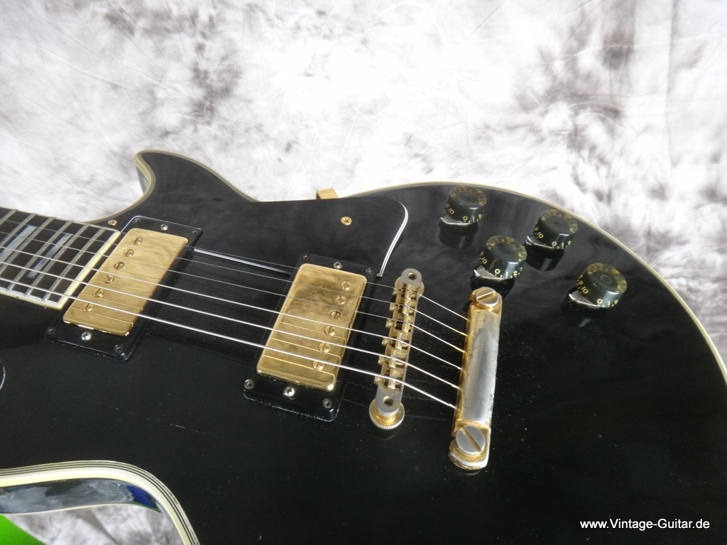 Gibson-Les-Paul-Custom-black-1974-20th-Anniversary-024.JPG