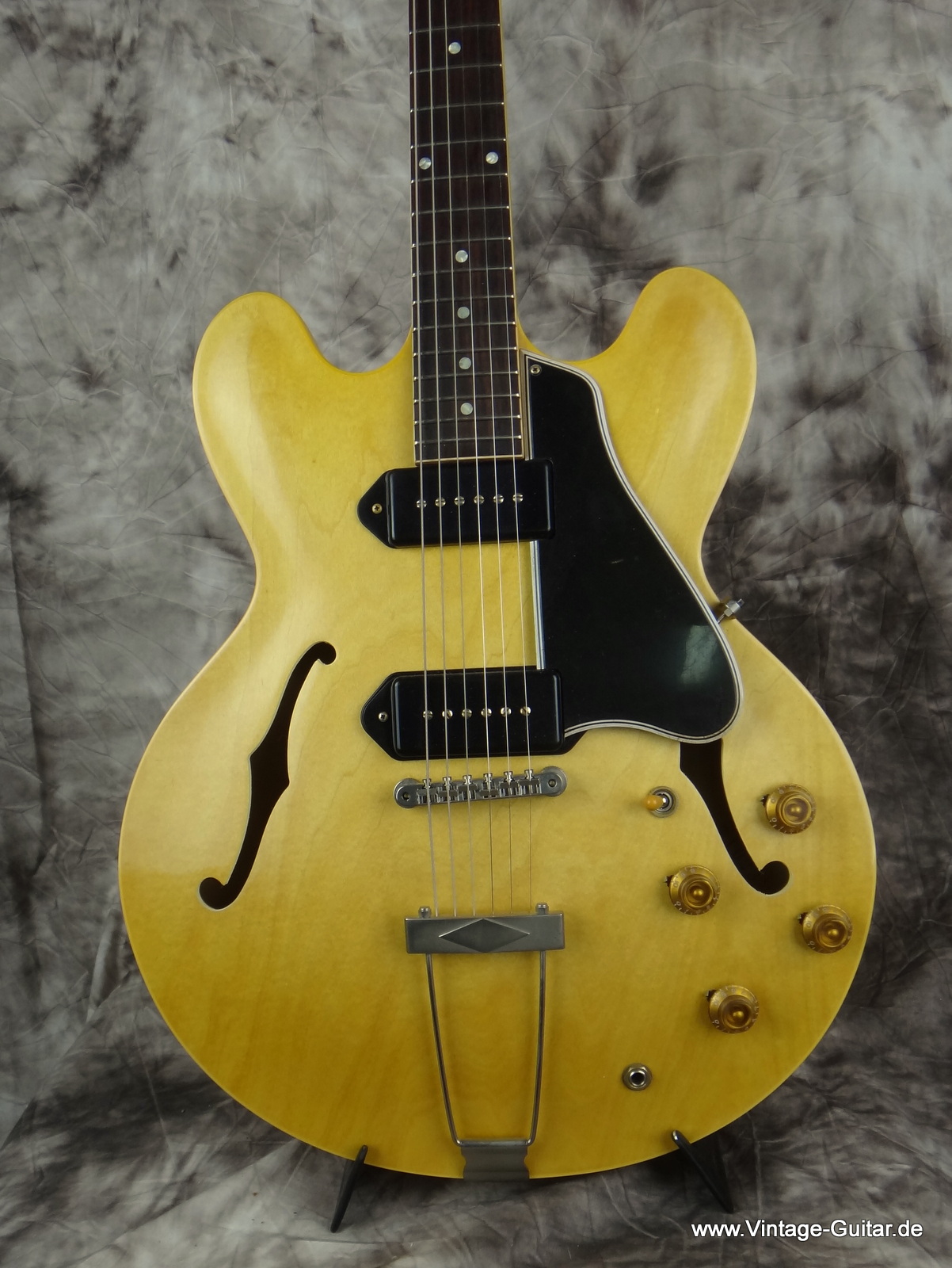 Gibson-ES-330-TD-VOS-natural-Custom-Shop-002.JPG