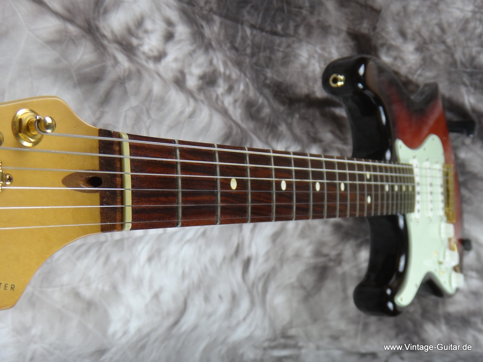 Fender-Stratocaster-1995-Limited-Edition-Lefthand-008.JPG