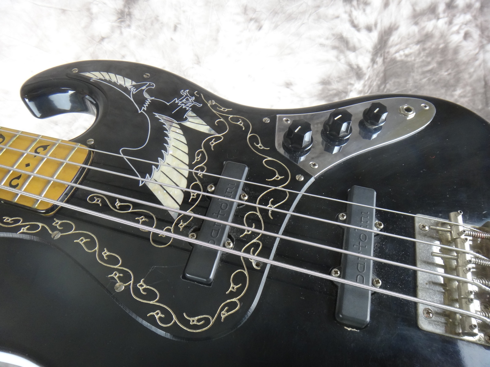 Ibanez-Black-Eagle-Bass-1977-005.JPG