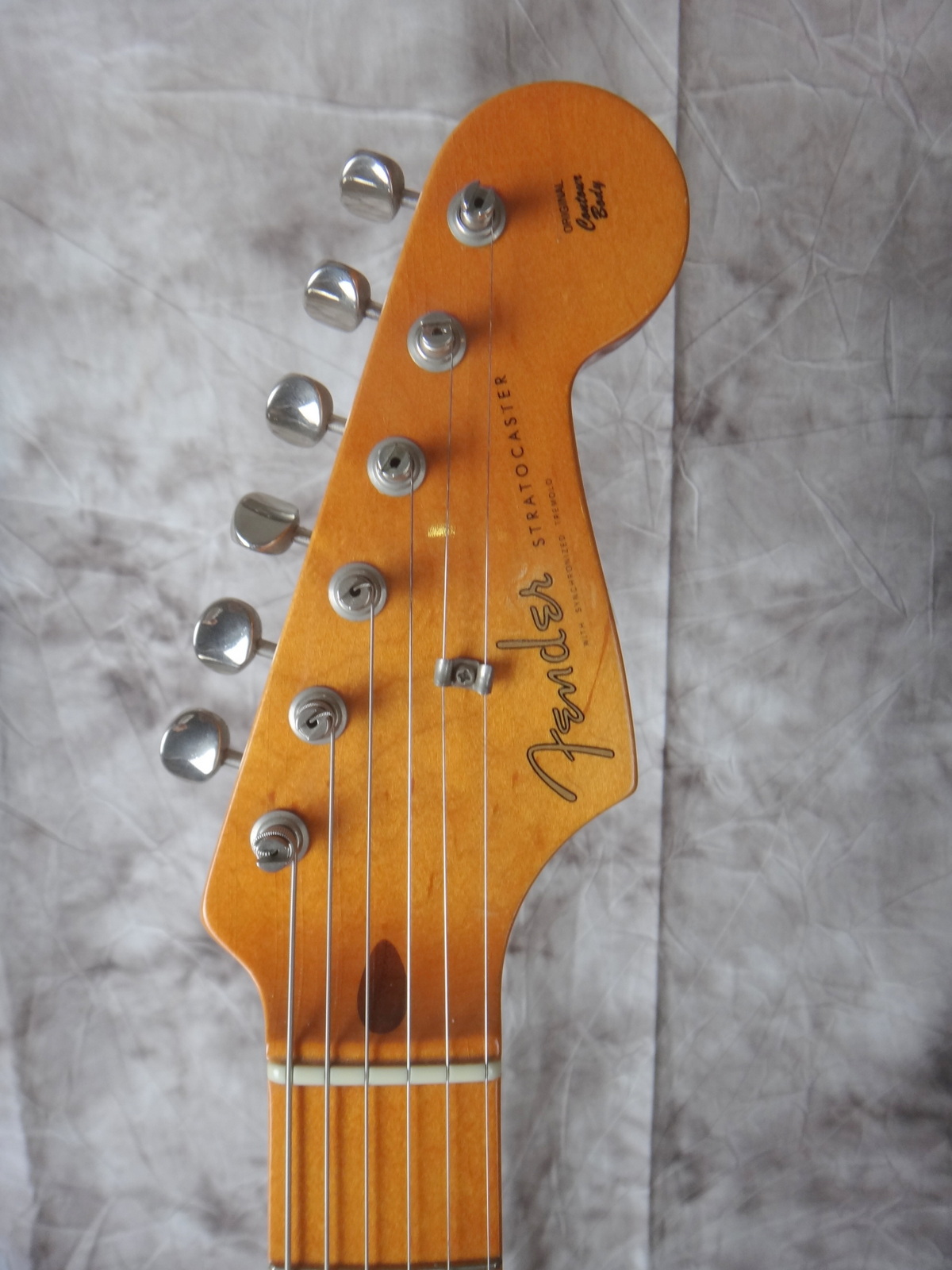Fender-Stratocaster_1999_black-50s-Vintage-Reissue-003.JPG