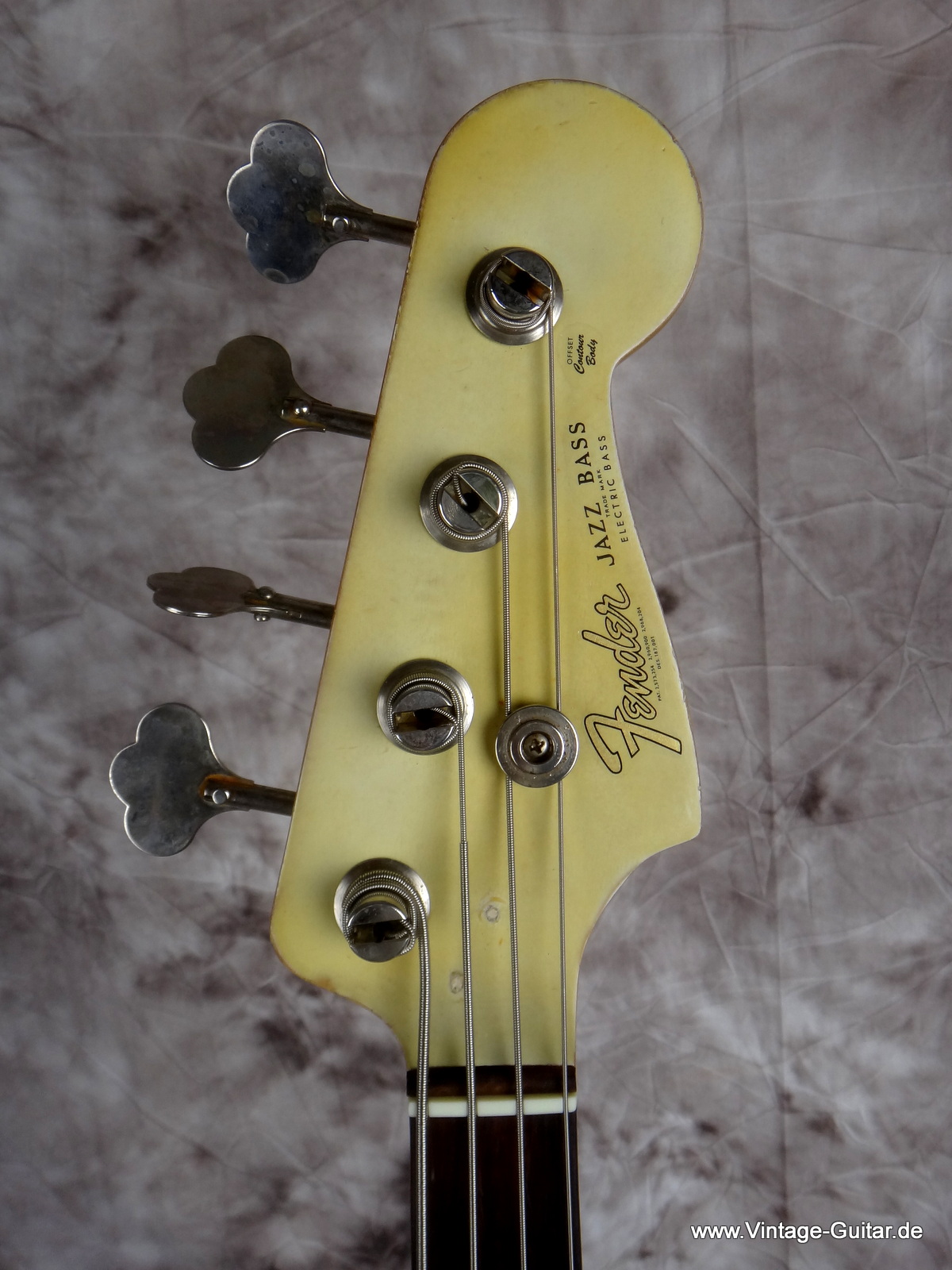 Fender_Jazz-Bass_1963-olympic-white-005.JPG