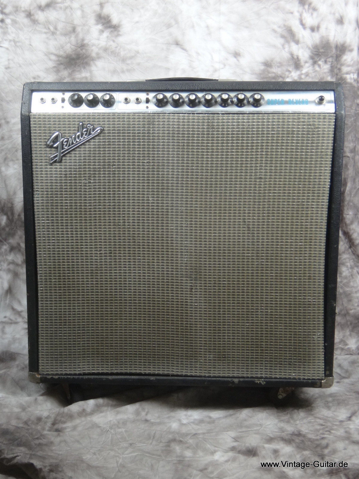 Fender-Super-Reverb-1972-45watts-001.JPG