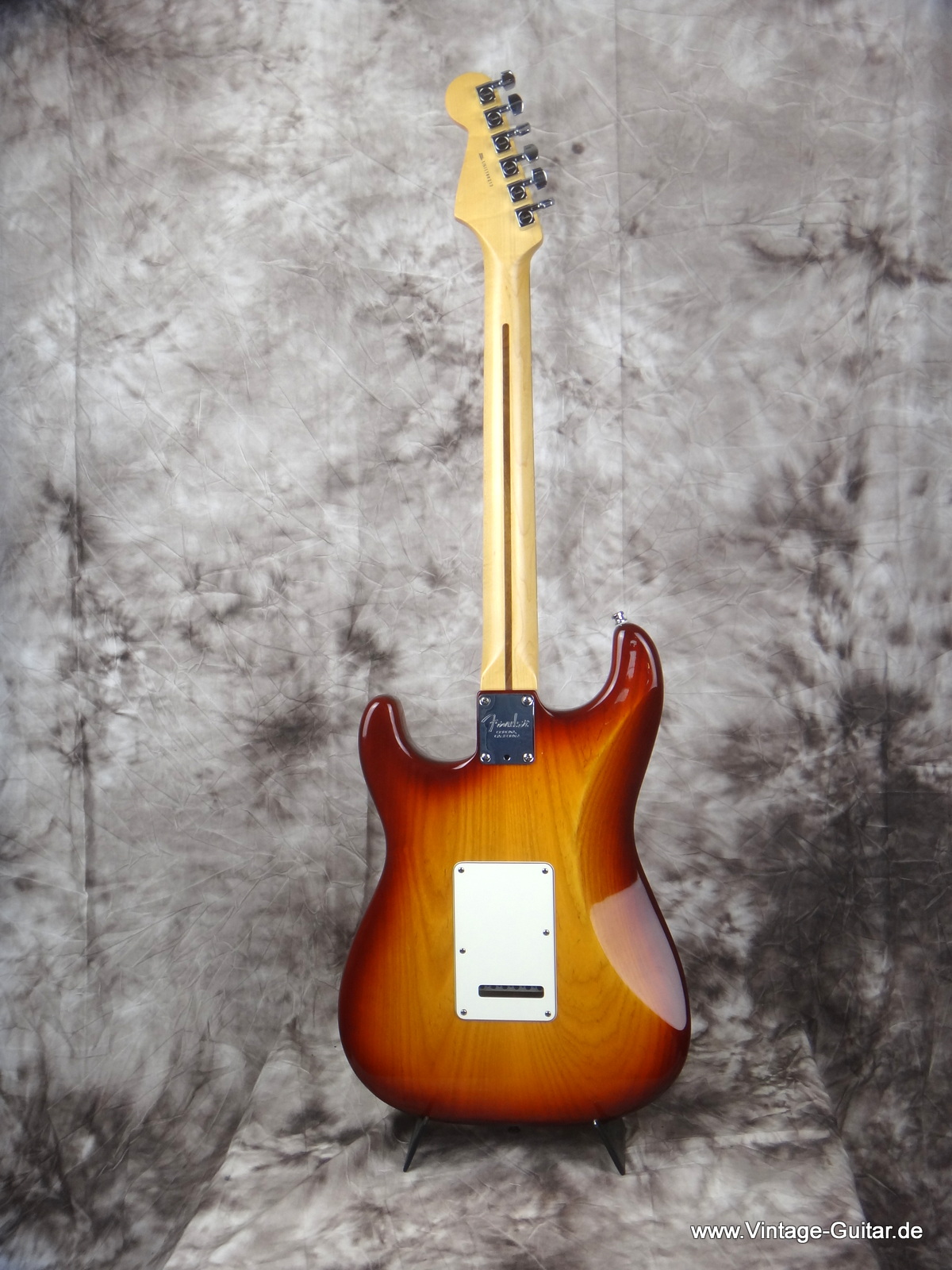 Fender-Stratocaster-AM-American-Standard-sienna-burst-003.JPG