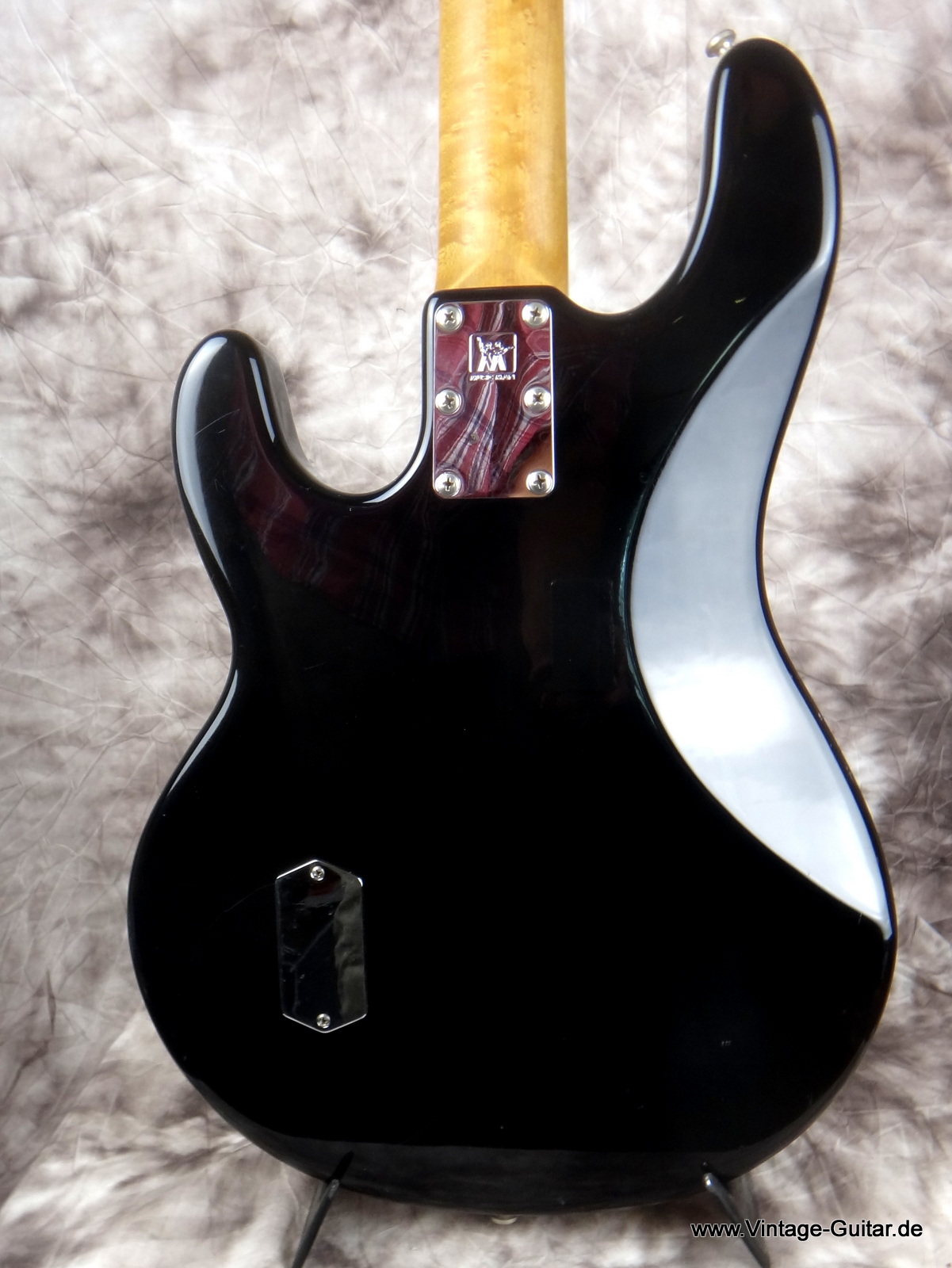 Musicman_Stingray-Bass_black-1993-005.JPG