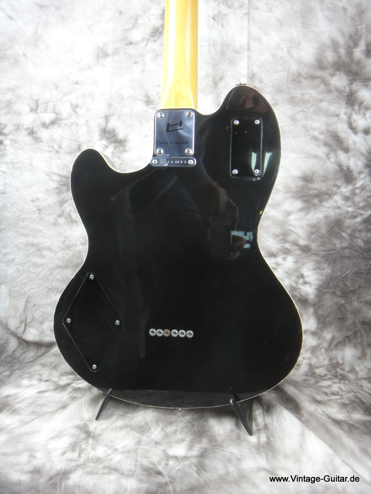 Hayman-2020-thinline-1973-black-004.JPG