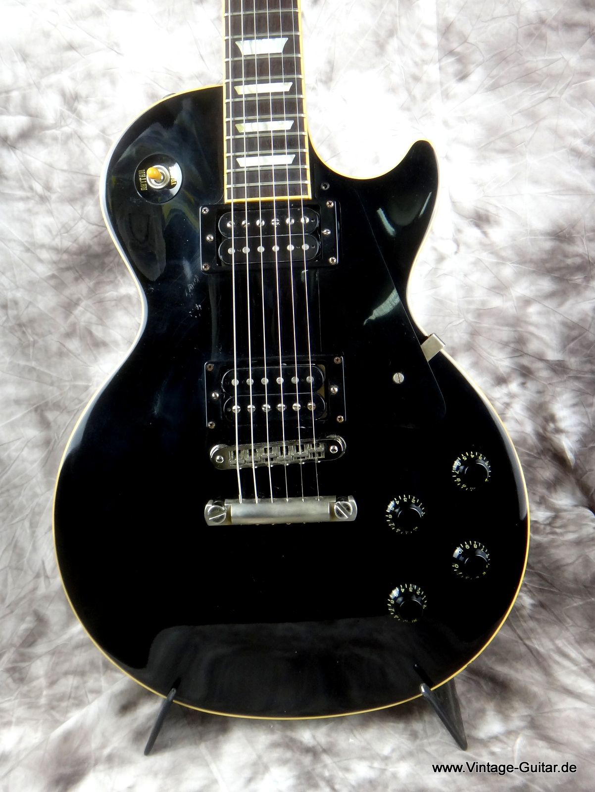 Gibson-Les-Paul-ebony-2008-002.JPG