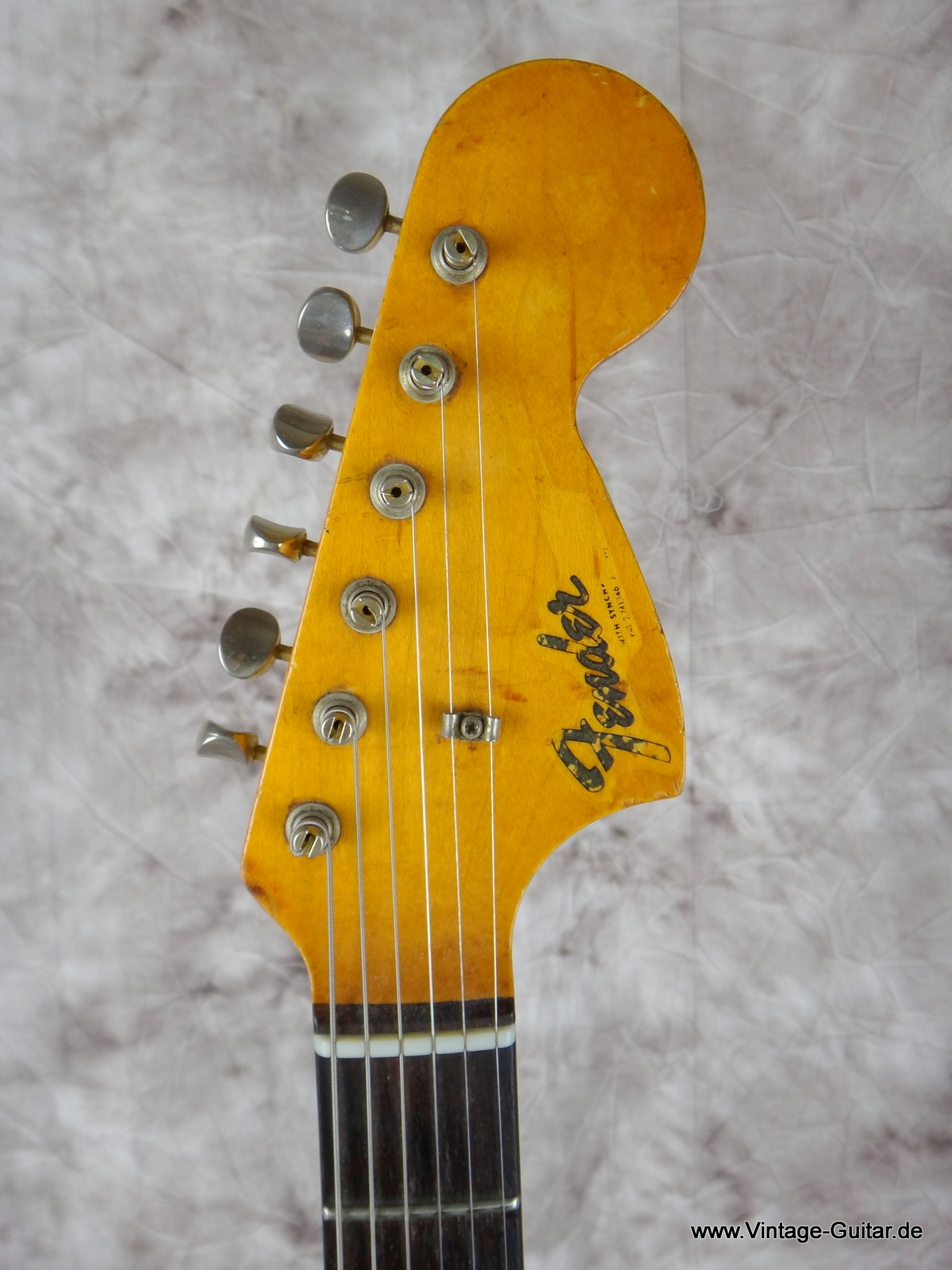 Fender_Stratocaster_1967-refinished-sonic-blue-003.JPG