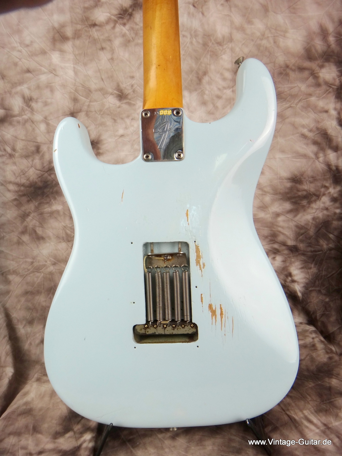 Fender_Stratocaster_1967-refinished-sonic-blue-005.JPG