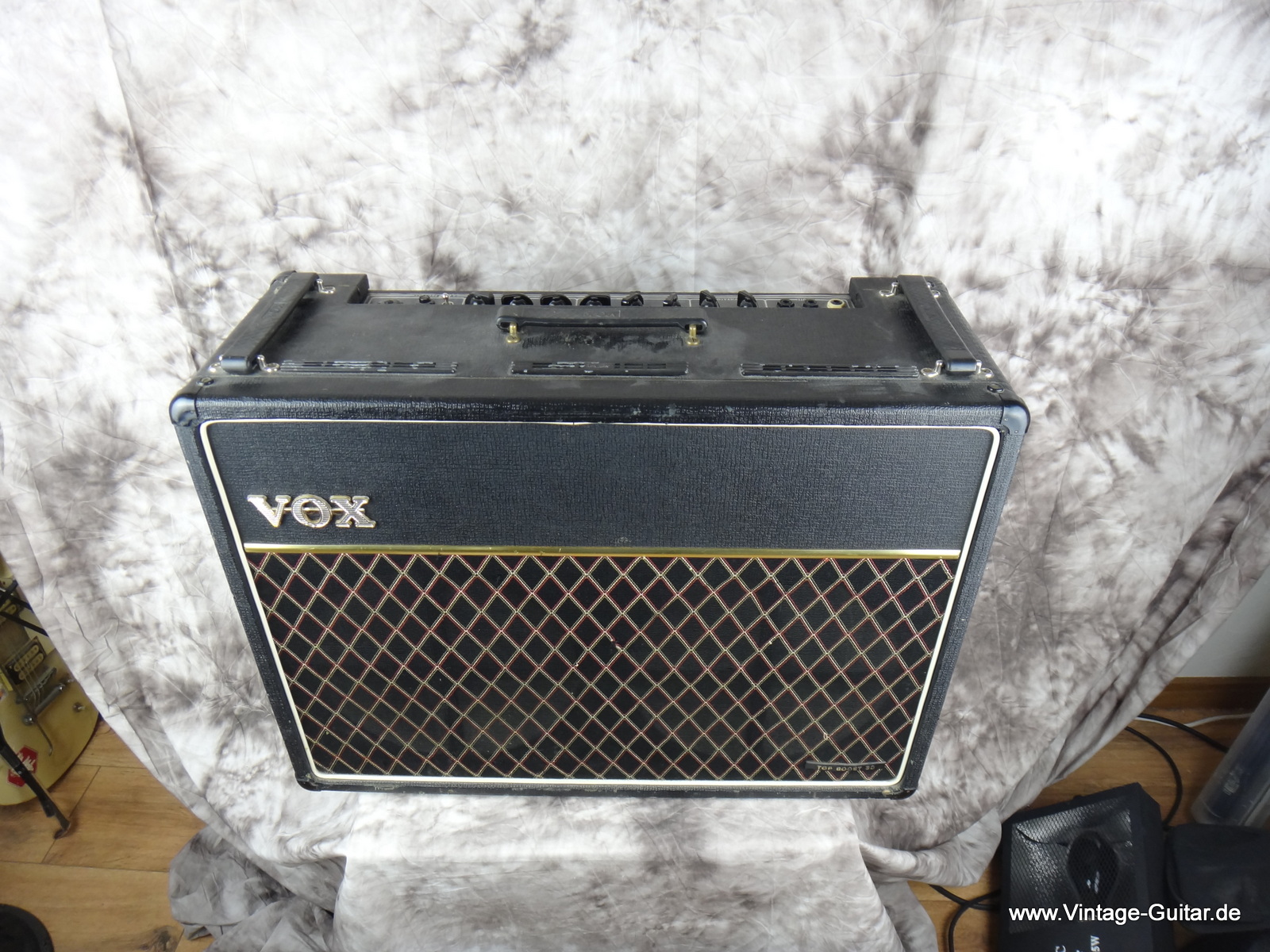 Vox-AC-30_1965-Silver_Bulldogs-002.JPG