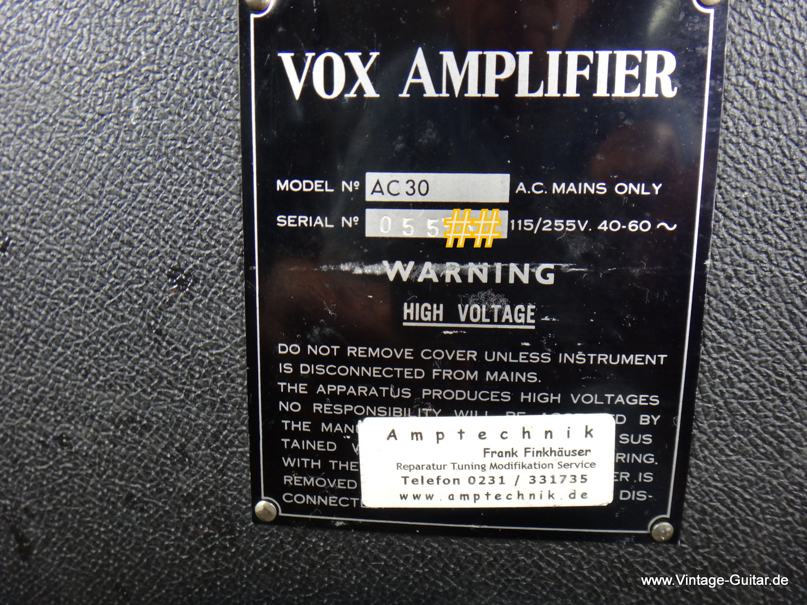Vox-AC_30-silver-bulldogs_1969-004.JPG