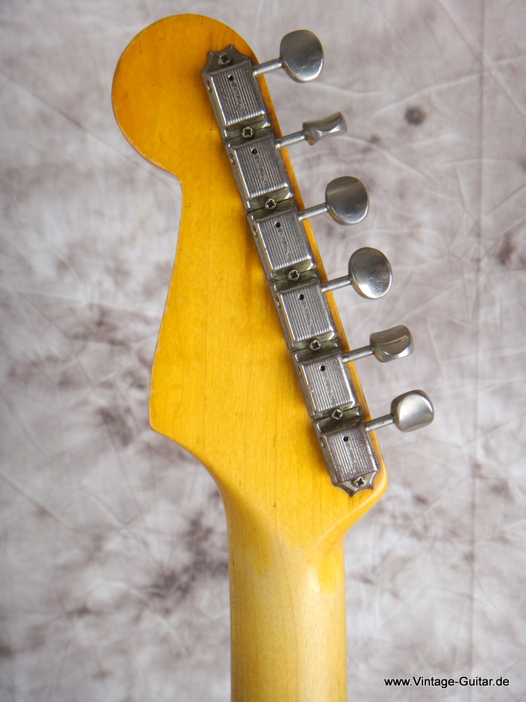 Fender_Straocaster_1964_Olympic_White_Refinsih-006.JPG