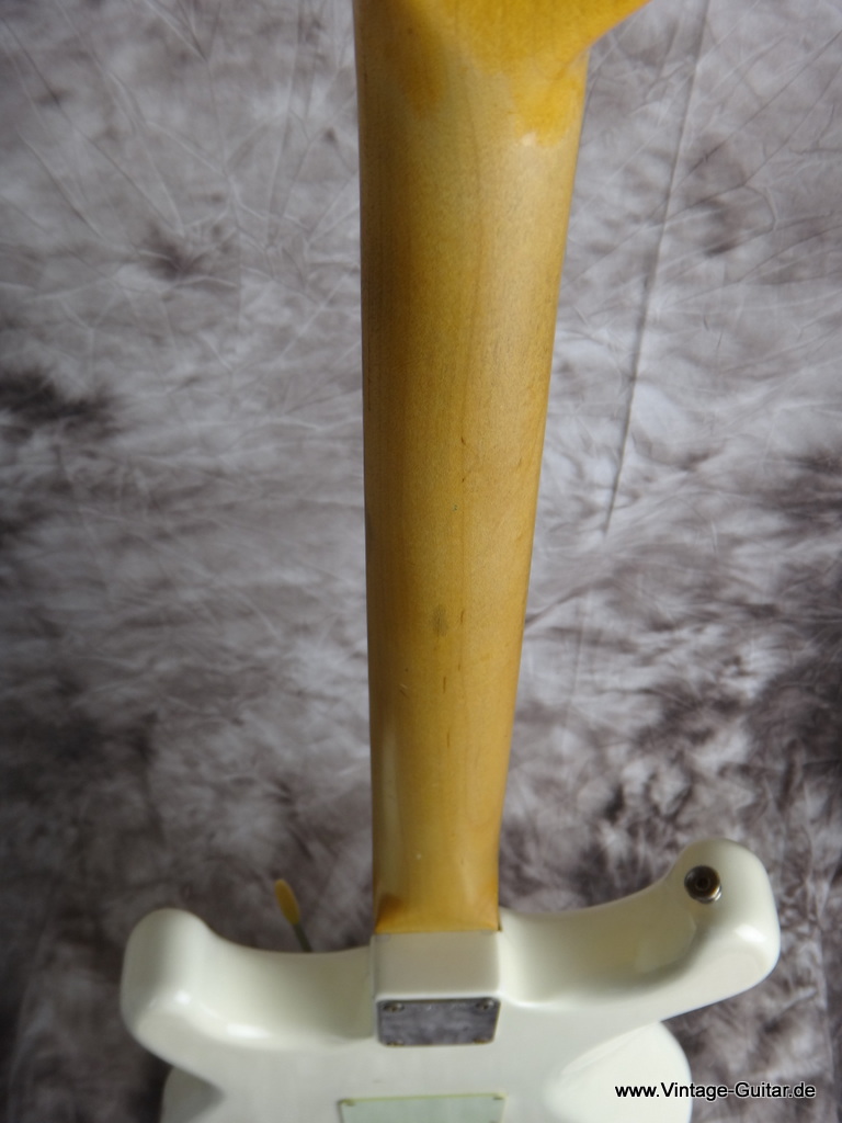 img/vintage/1790/Fender_Straocaster_1964_Olympic_White_Refinsih-008.JPG