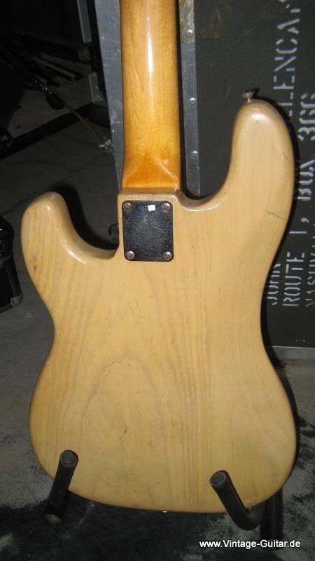 Fender_Precision-Bass_1960-blonde-refinish-003.jpg