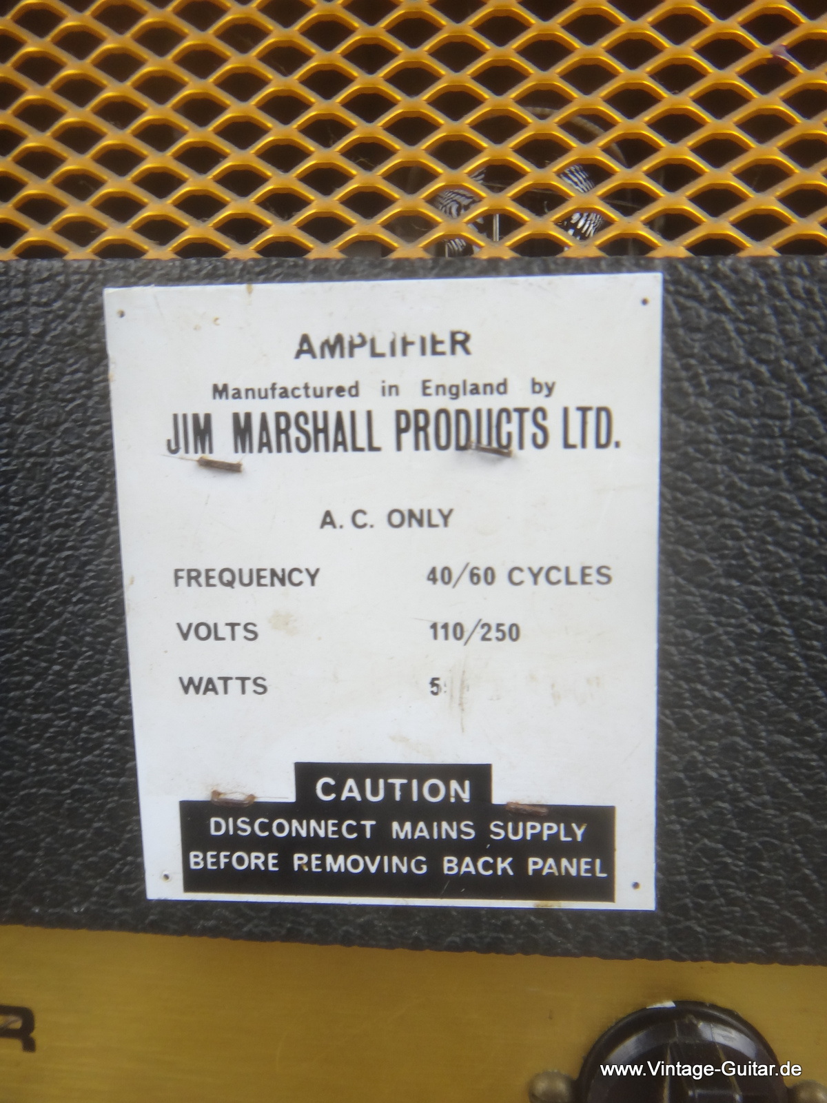 Marshall-Model-1967-Major-200watts-Top-1971-006.JPG
