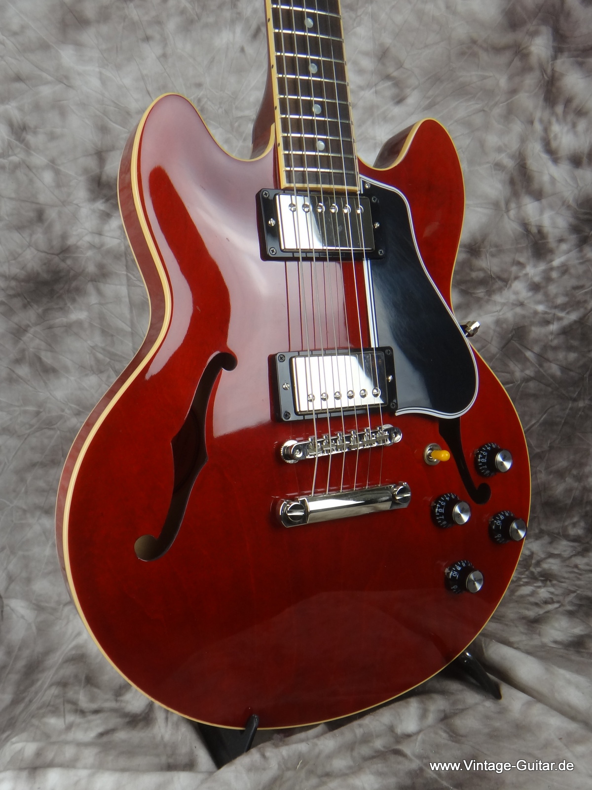 Gibson_ES-339-small_body-cherry-red-007.JPG