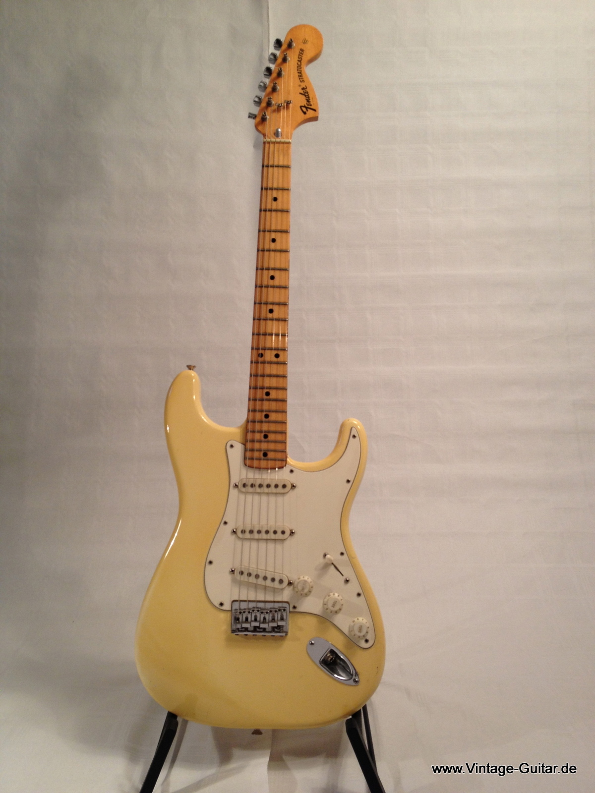Fender-Stratocaster-1975-hardtail-olympic-white-001.jpg