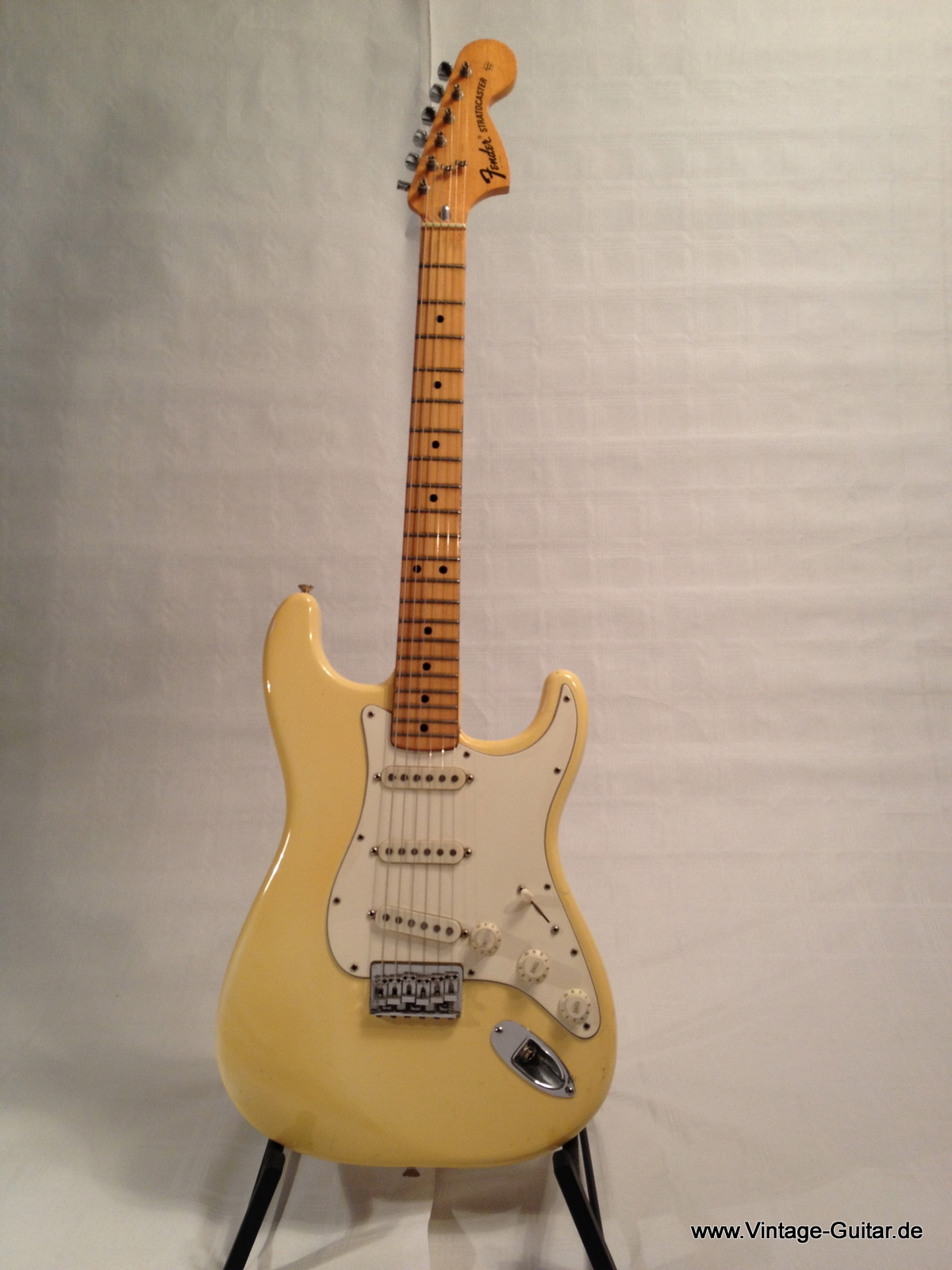 1975 stratocaster discount