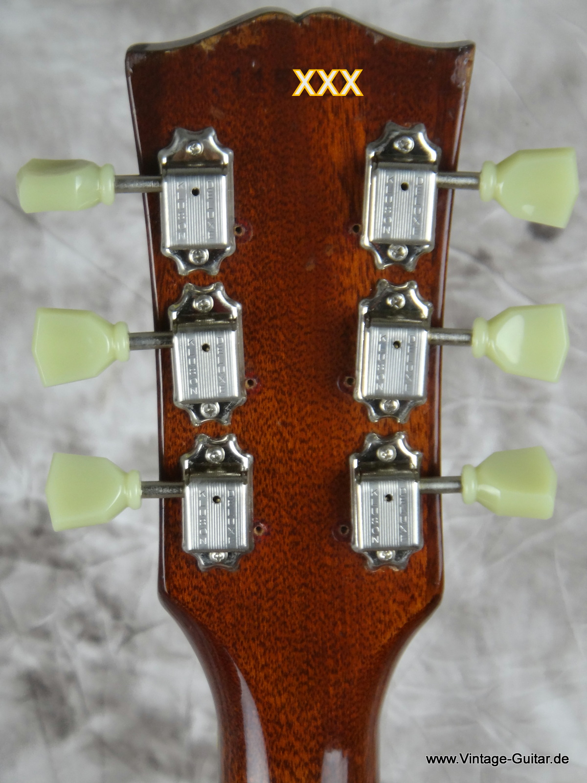 Gibson-ES-330_cherry-1967-006.JPG
