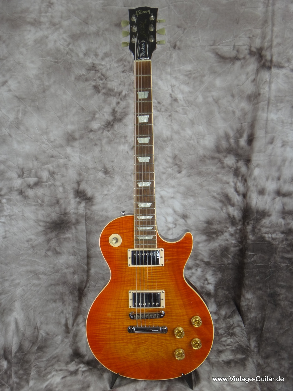 Gibson_Les-Paul_Standard-Plus-1995-honey-burst-001.JPG