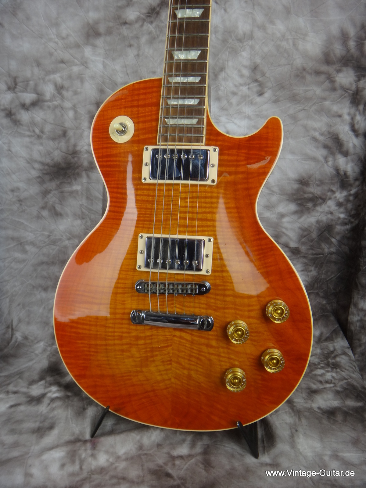 Gibson_Les-Paul_Standard-Plus-1995-honey-burst-003.JPG